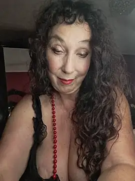 GypsyEsmeralda's Webcam Show