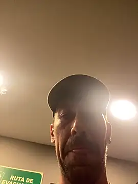 dantedesirexx 现场性爱视讯表演