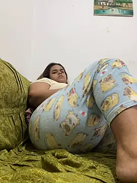Evabigass' Live XXX Chat