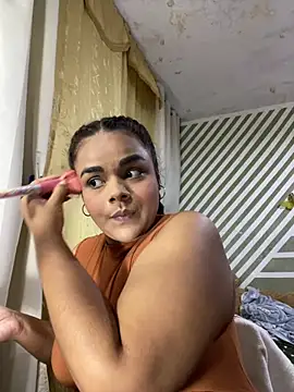 Evabigass' Live XXX Chat