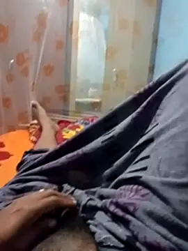 jeeven11's Webcam Show