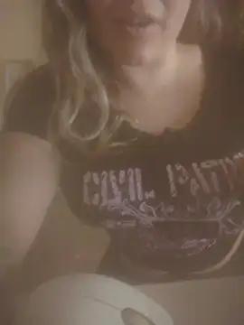 pomposa18xxx's Webcam Show