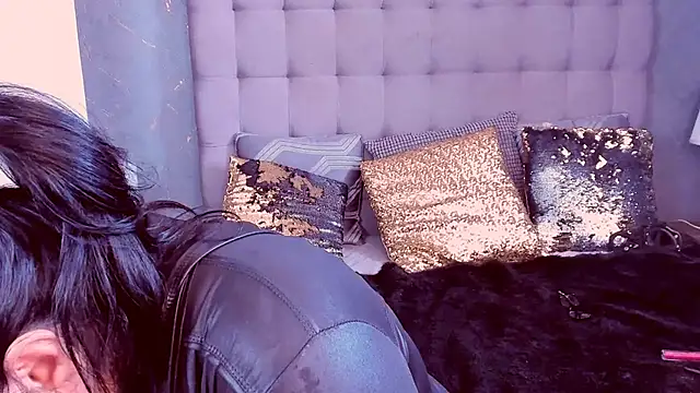 SelenaNoctis' Live XXX Chat