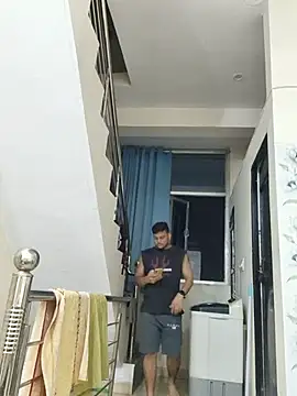Realcumshow's Webcam Show