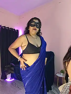 Naughty_Kayra's Webcam Show
