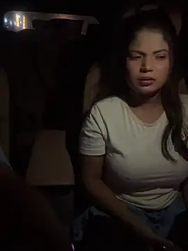 dr-priyanka's Webcam Show