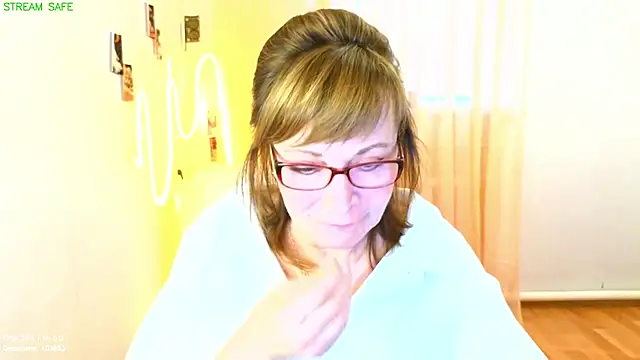Miss_Moren's Webcam Show