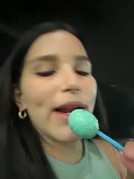 the_queen_of_street's Webcam Show