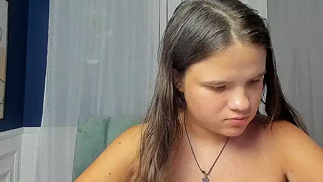 AdeleCruz's Live XXX Chat