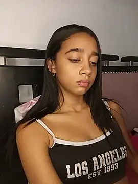 Zoe_Sweett18's Webcam Show