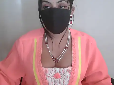 Reddy_Trisha's Webcam Show