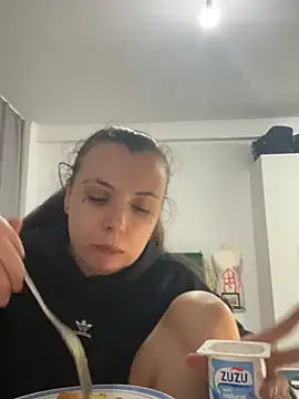 bunnythetailor's Live XXX Chat