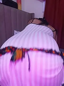 Malika_6955's Webcam Show