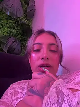 Scarlett-LS' Webcam Show