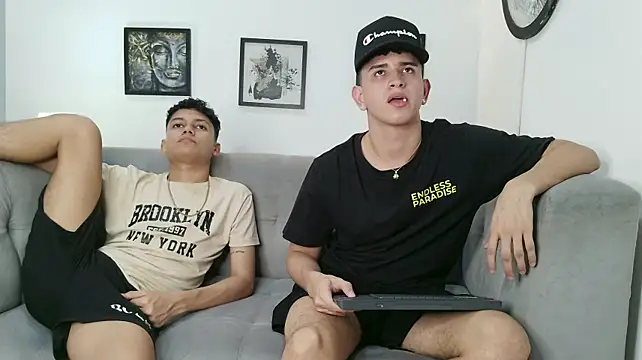 KING_OFF_BOYS' Webcam Show