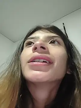 KratosAfroditacs' Live XXX Chat