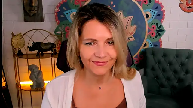 NicoleHitman's Webcam Show