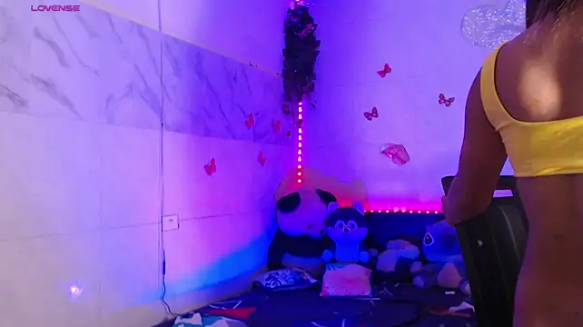 KimberlyXtreme's Webcam Show