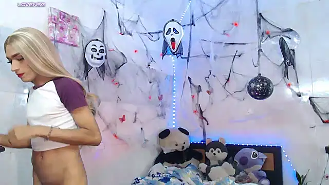 KimberlyXtreme's Webcam Show