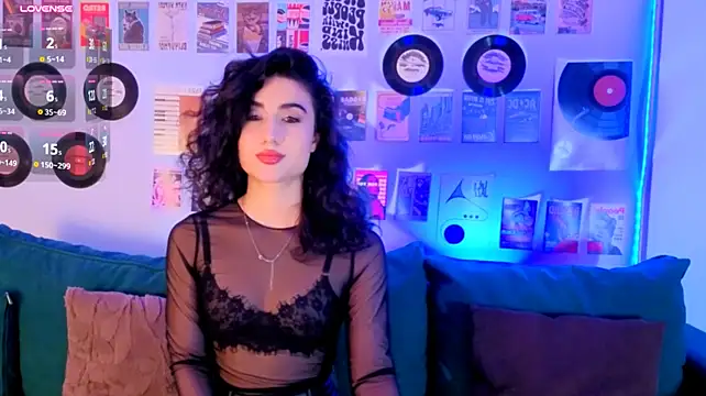 Maya_Rogerss' Live XXX Chat