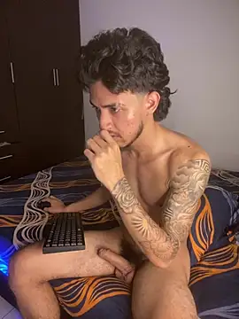 Kriss_Edwards' Webcam Show
