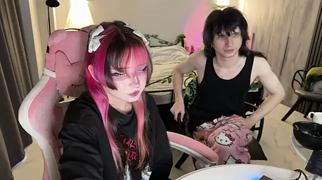 h3ntai_baby's Webcam Show