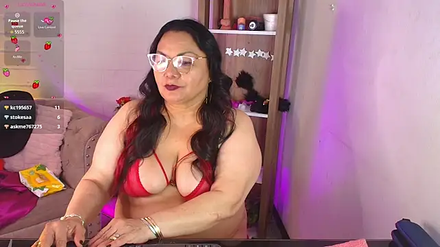 EllenaBoobs_'s Webcam Show