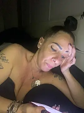 Ginevra_75's Webcam Show