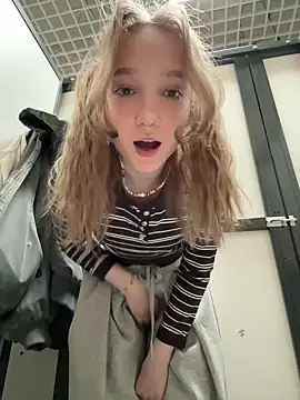bambi_lu's Live XXX Chat