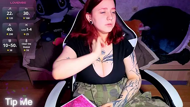 Mini_Lady1's Webcam Show