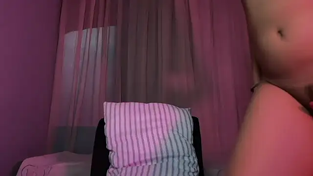 Mia_zee canli oda onizlemesi