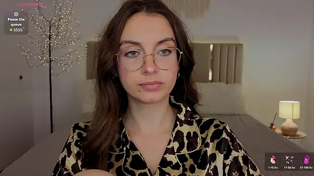Real_cutie1's Webcam Show
