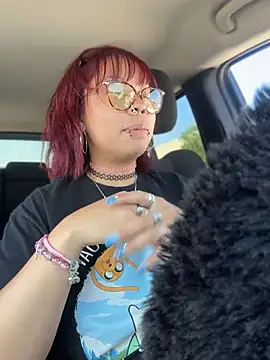 moan4mona's Webcam Show