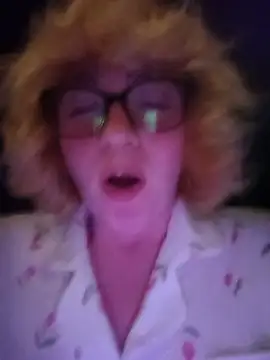mcjbgfhgjhiiilllufjyf's Webcam Show