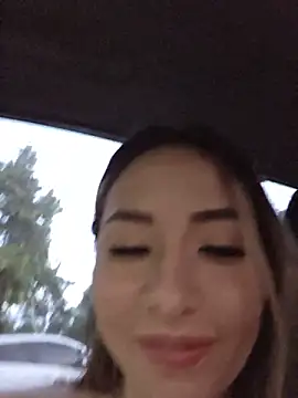 Natasanz 现场性爱视讯表演