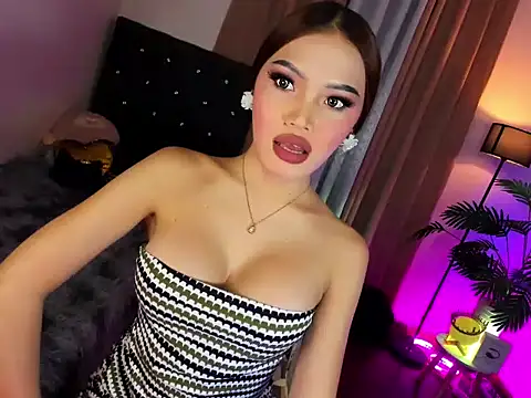RueLoove69's Webcam Show