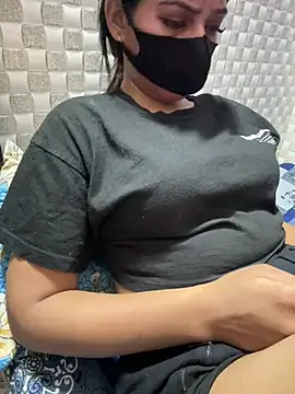 True_Love009's Live XXX Chat