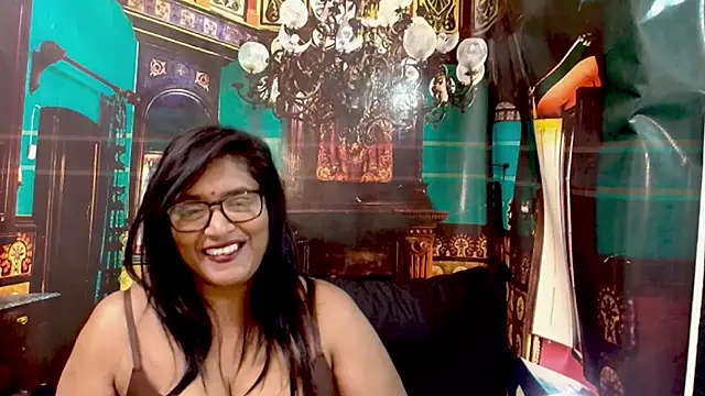 IndiaBlackPanther's Live XXX Chat