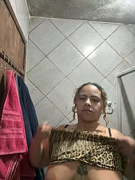 Chloe_Leaozinho's Webcam Show