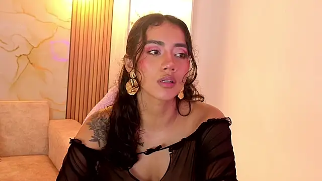 luna_hot_ass' Live XXX Chat