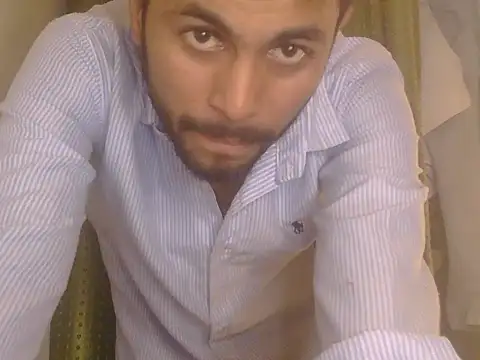 Stubborndesiboy's Webcam Show