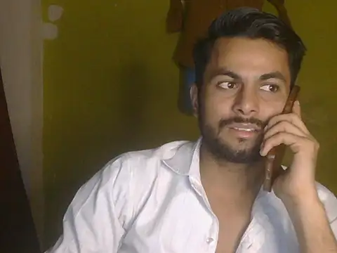 Stubborndesiboy's Webcam Show