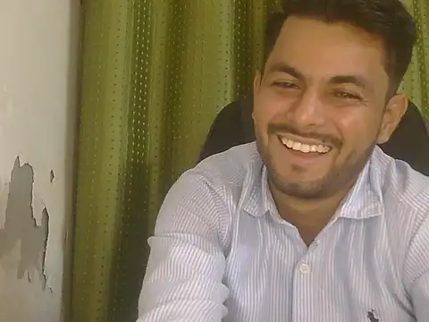 Stubborndesiboy's Webcam Show