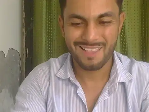 Stubborndesiboy's Webcam Show