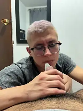 Kurtxxx22's Webcam Show