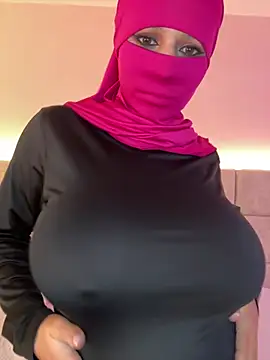 _Nadiaa 现场性爱视讯表演