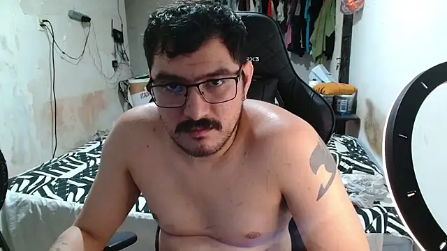Leonino231's Webcam Show