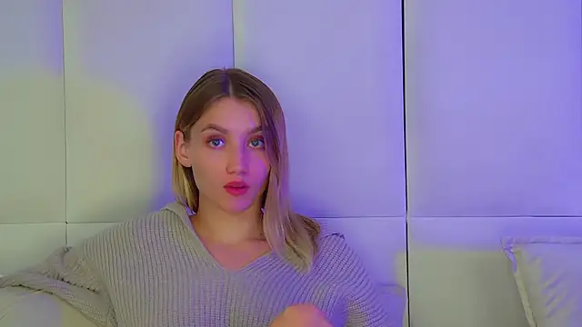 StacyEvances' Live XXX Chat