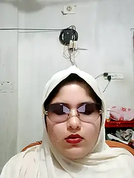 Nusrat-N's Webcam Show