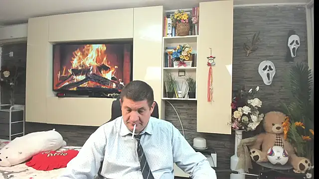 SpartacusDaddy48's Webcam Show